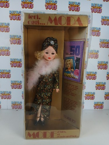 Bambola doll ieri - bambola, oggi